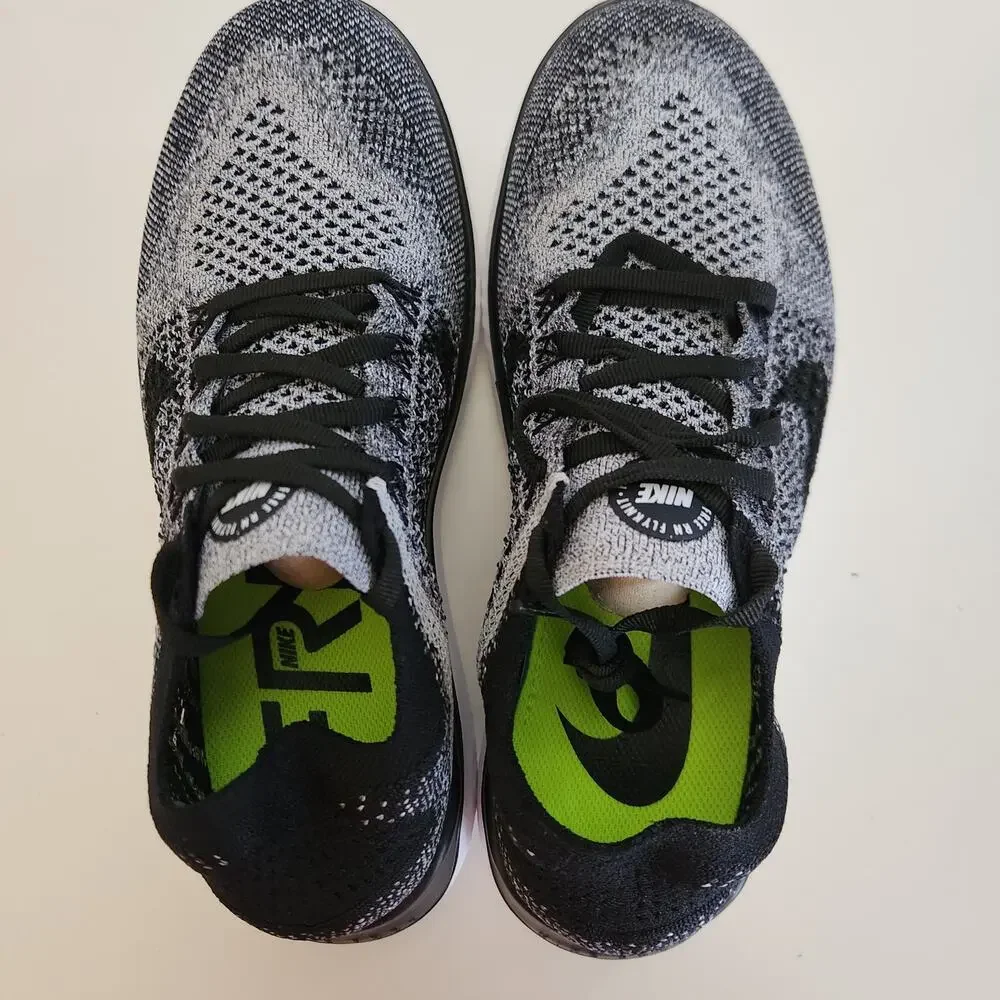 Nike Womens WMNS Free RN Flyknit 2018 942839 101 - Size 8 White/Black
